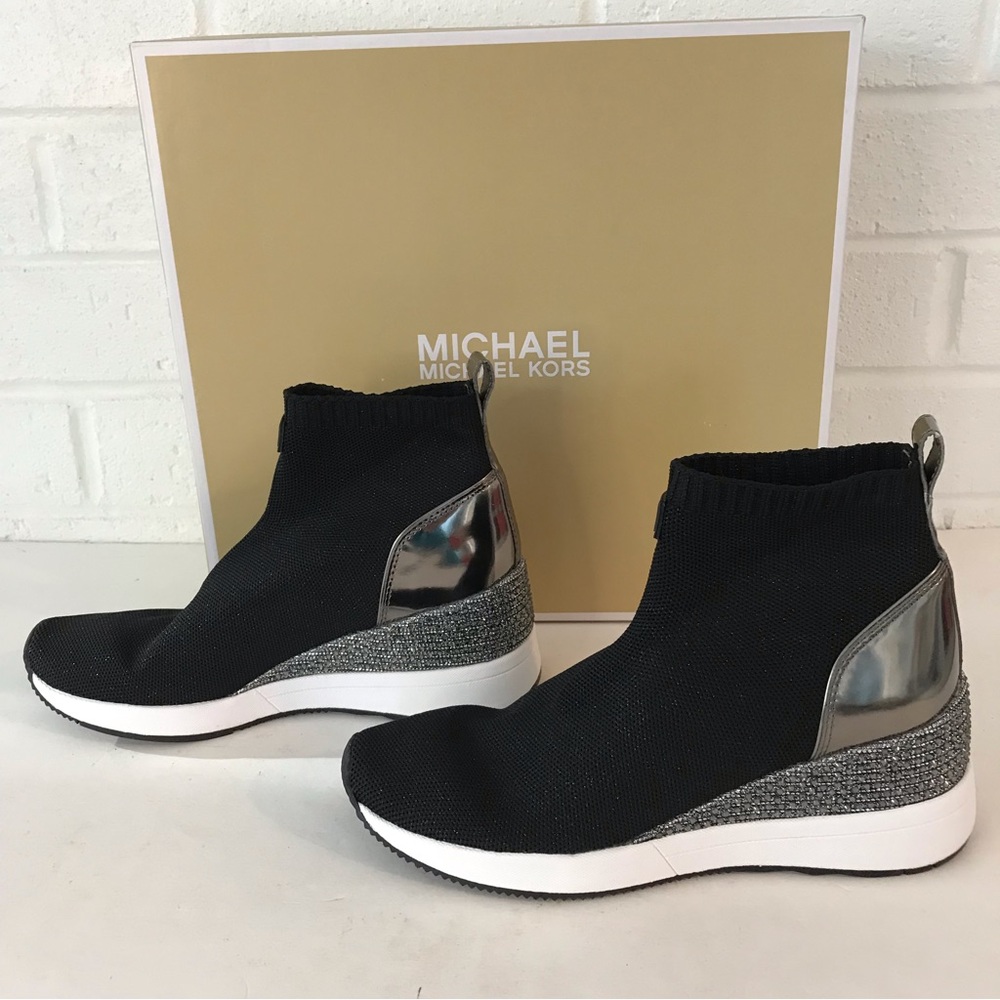 Michael Kors Women’s Skyler Bootie Black Silver White Shoes Sneakers Size 6.5